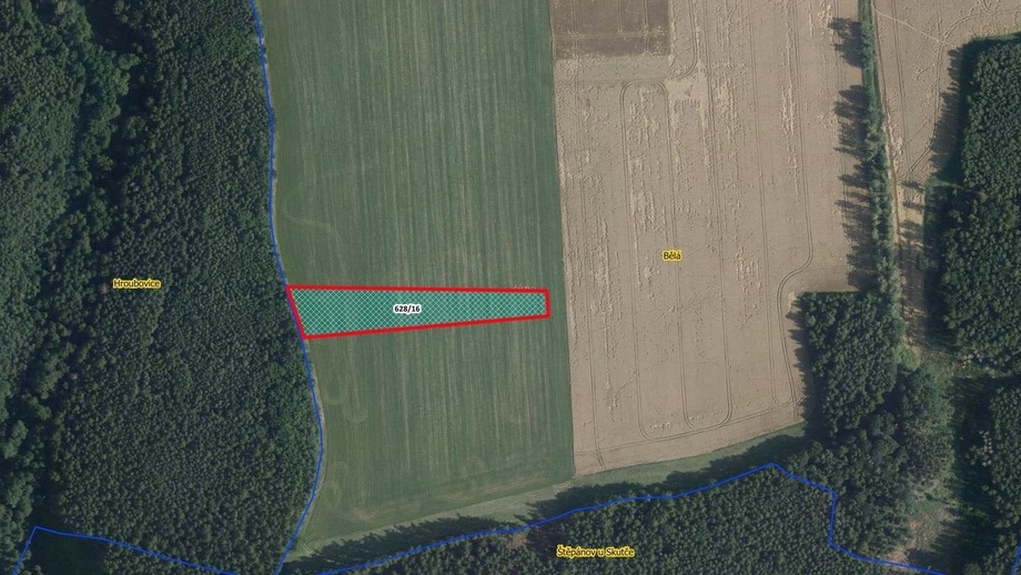 Prodej pole 6 150 m², Luže
