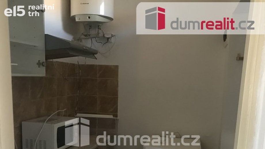 Pronájem byty 1+1, 26 m² - Praha - Libeň