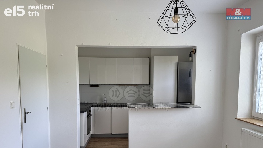 Pronájem byty 2+kk, 46 m² - Velké Březno - Valtířov