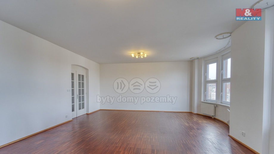 Pronájem kanceláře, 268 m² - Plzeň - Jižní Předměstí