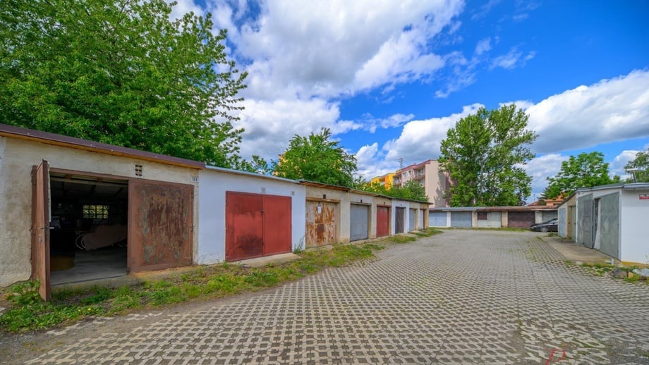 Prodej garáže 20 m², Praha-Zbraslav