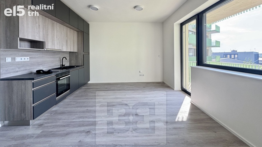 Pronájem byty 1+kk, 35 m² - Znojmo