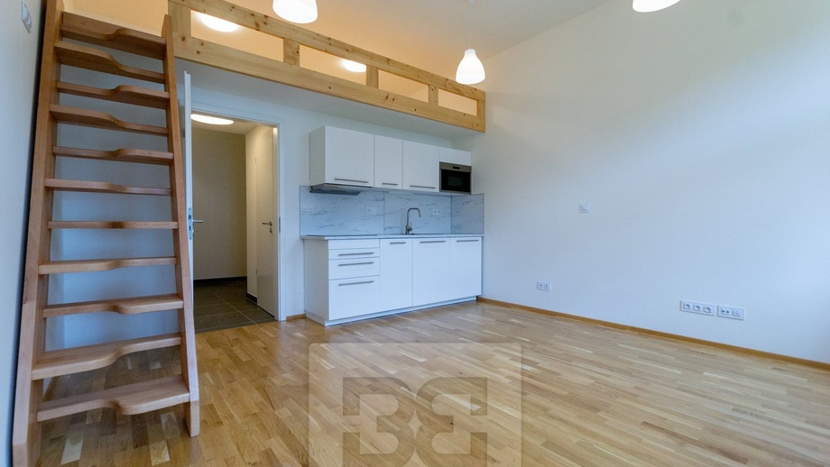 Pronájem byty 1+kk, 30 m² - Praha - Nové Město