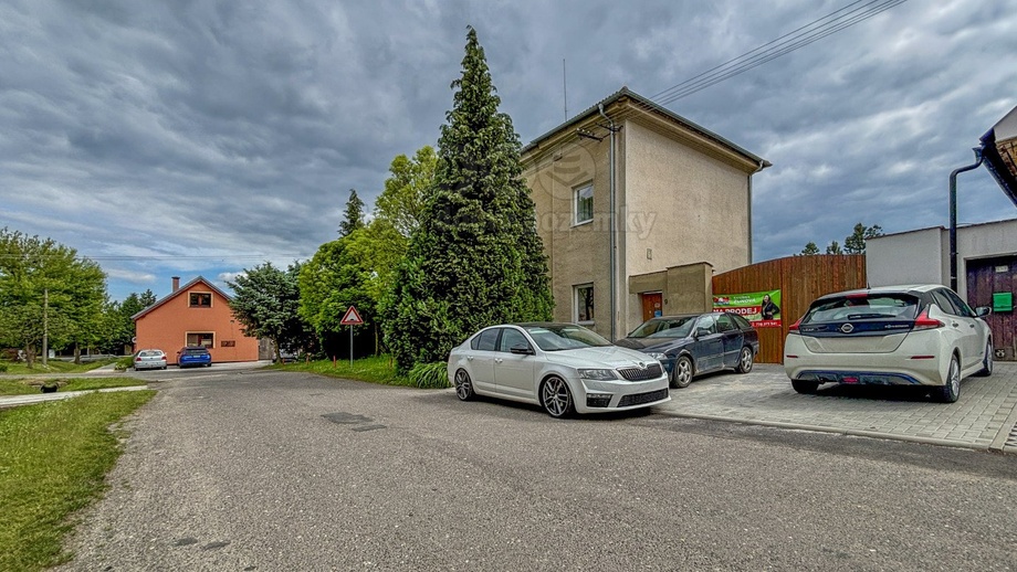 Prodej rodinné domy, 204 m² - Račiněves