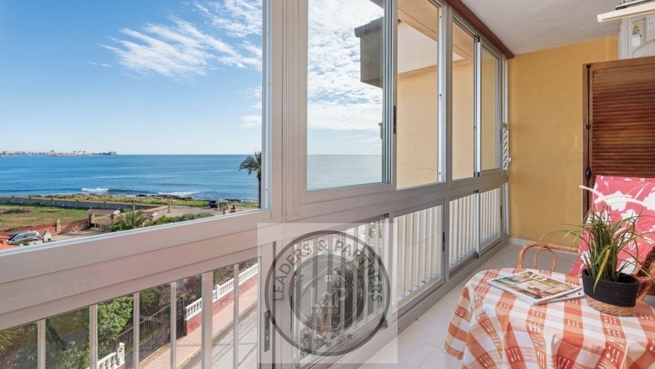 Prodej bytu 2+kk 44 m², Alicante, Španělsko