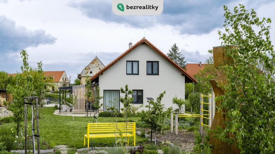 Prodej rodinného domu 201 m², Točník