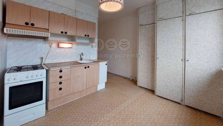Pronájem bytu 1+1 40 m², Klášterec nad Ohří