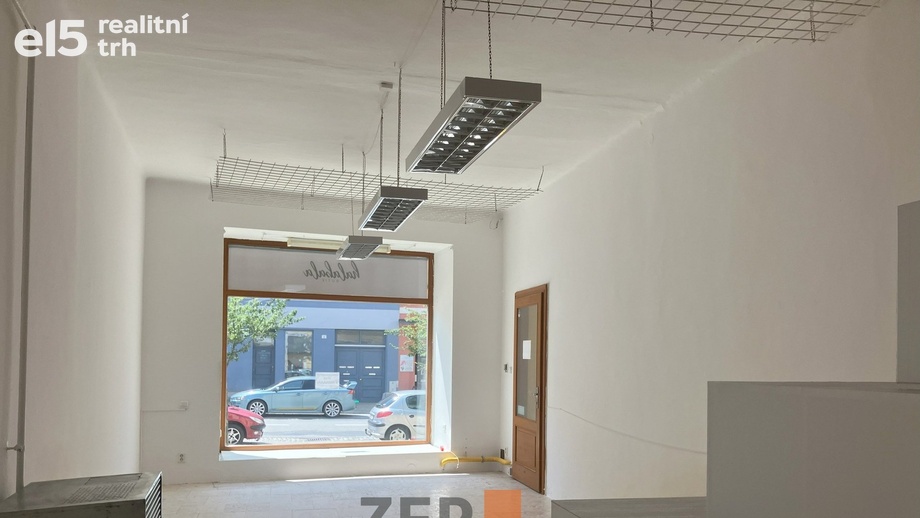 Pronájem obchodní prostory, 39 m² - Moravské Budějovice