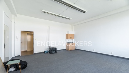 Pronájem kanceláře 36 m², Praha - Žižkov