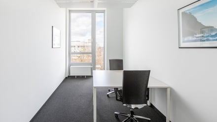 Pronájem kanceláře 10 m², Praha - Holešovice