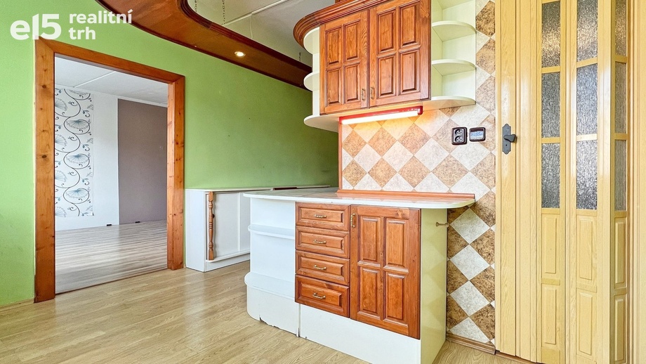 Pronájem byty 2+1, 59 m² - Chomutov
