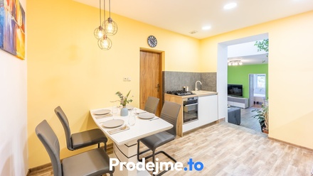 Prodej bytu s 6 a více pokoji 122 m², Znojmo