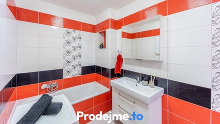 Prodej bytu s 6 a více pokoji 122 m², Znojmo