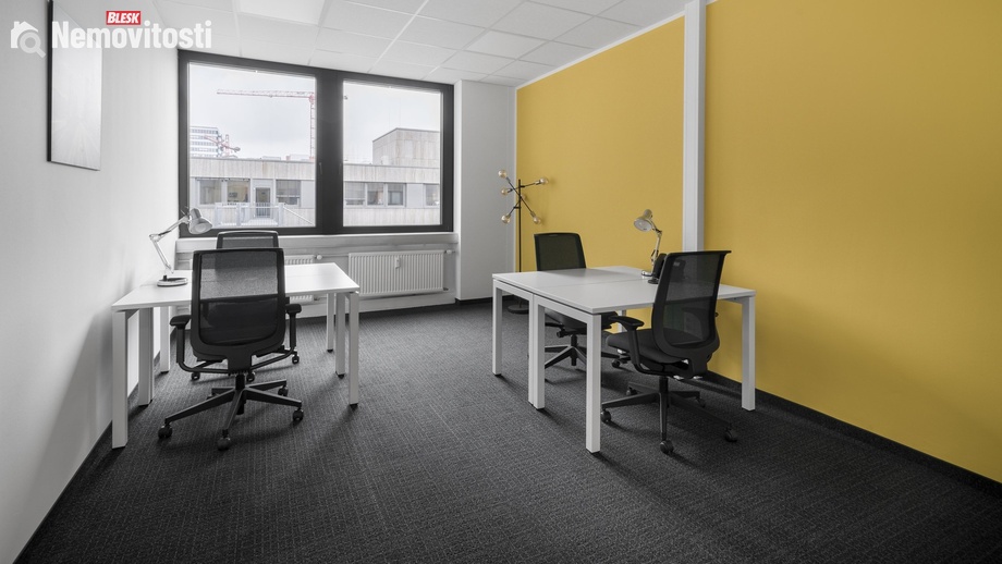 Pronájem kanceláře 60 m², Praha - Holešovice