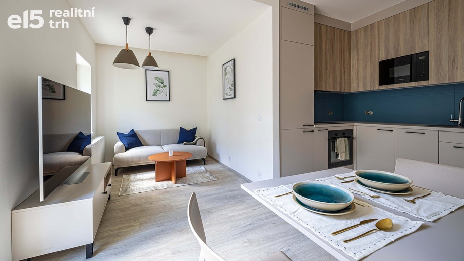 Pronájem byty 2+kk, 37 m² - Praha - Nusle