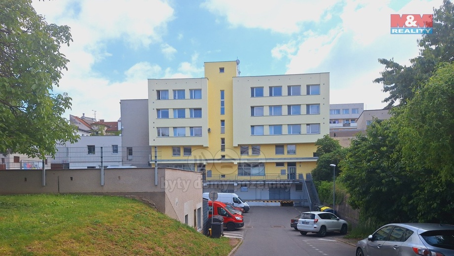 Pronájem garáže, 19 m² - Pardubice - Zelené Předměstí