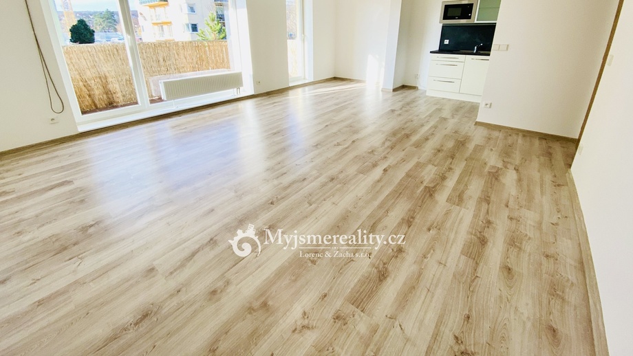 Pronájem byty 2+kk, 63 m² - Znojmo