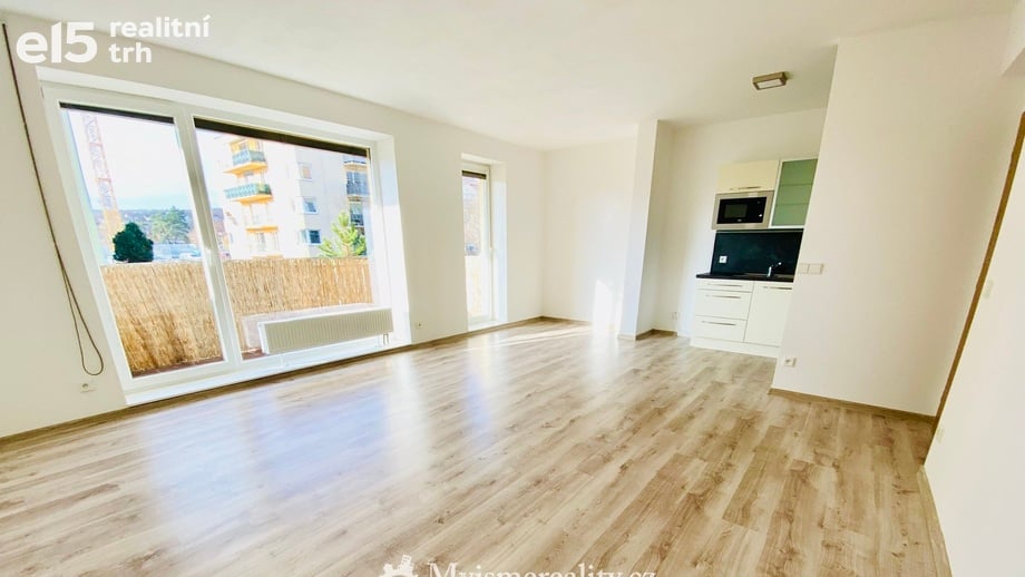 Pronájem byty 2+kk, 63 m² - Znojmo