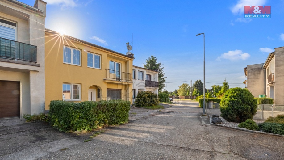 Prodej rodinné domy, 120 m² - Býkev