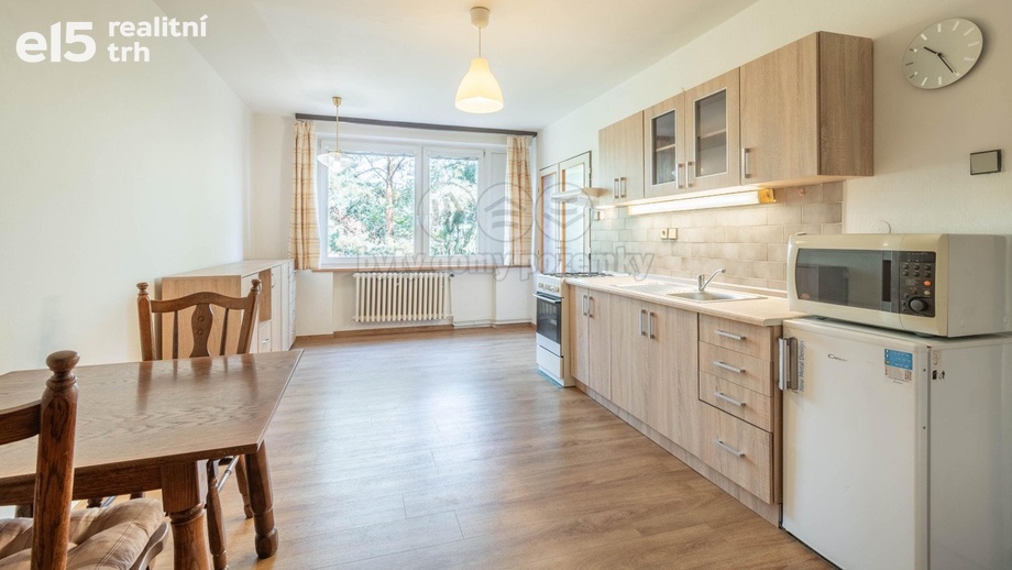 Pronájem byty 2+kk, 36 m² - Praha - Hodkovičky
