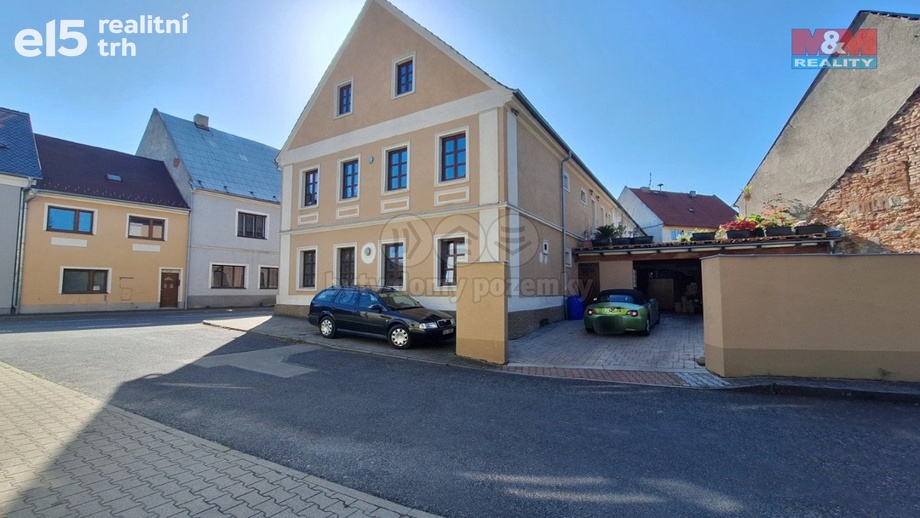 Pronájem byty 1+kk, 50 m² - Kravaře