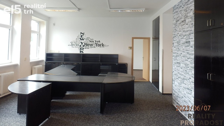 Pronájem kanceláře, 73 m² - Brno-Černovice
