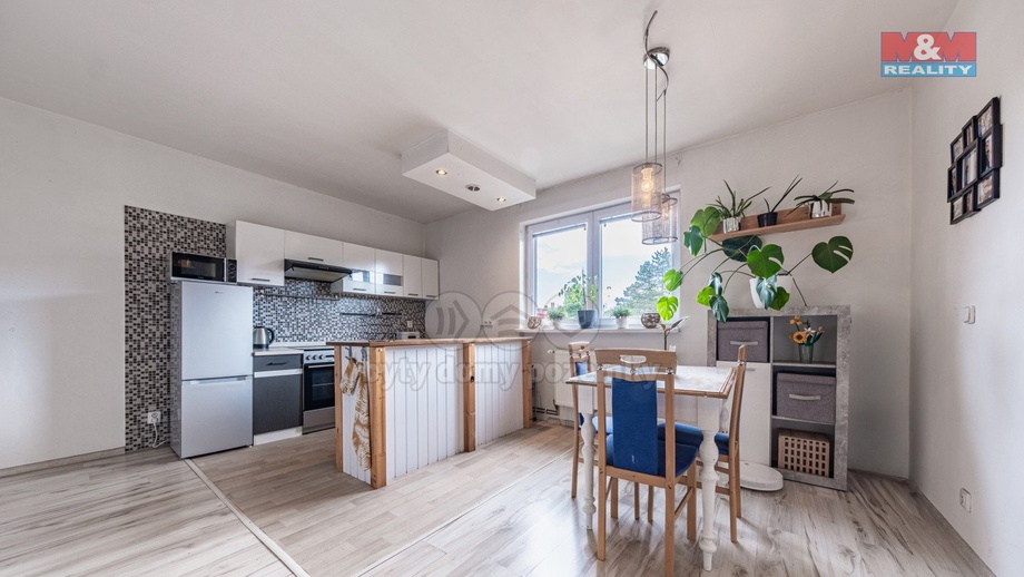 Prodej rodinné domy, 300 m² - Hostomice