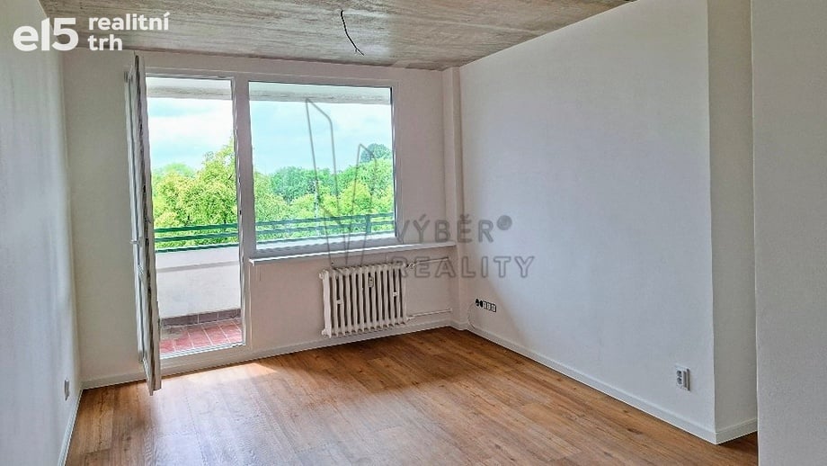 Prodej byty 2+kk, 42 m² - Praha 9