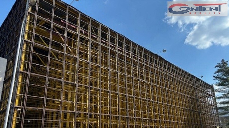 Pronájem skladu 2 035 m², Praha 10