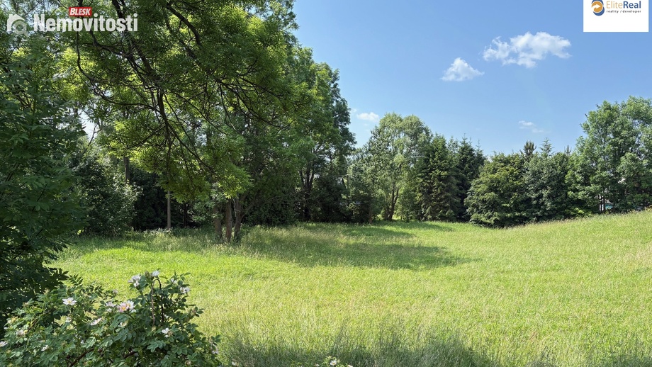 Prodej stavebního pozemku 1 345 m², Razová
