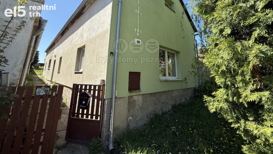 Prodej rodinného domu 120 m², Chožov