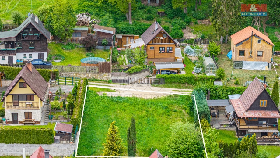 Prodej pozemky pro bydlení, 388 m² - Benešov - Dlouhé Pole