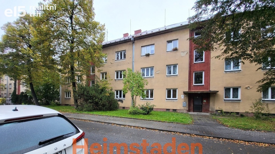 Pronájem byty 2+kk, 42 m² - Karviná - Nové Město