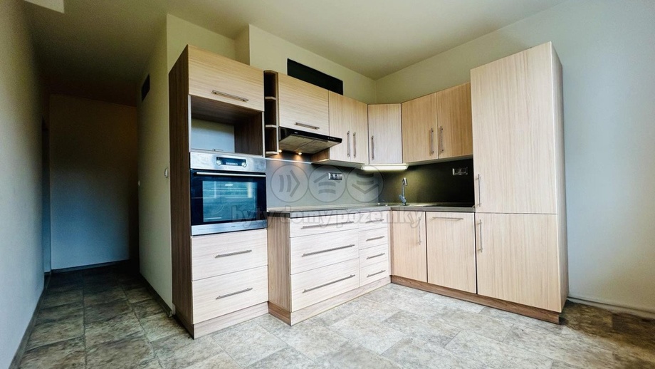 Prodej byty 3+1, 72 m² - Chomutov