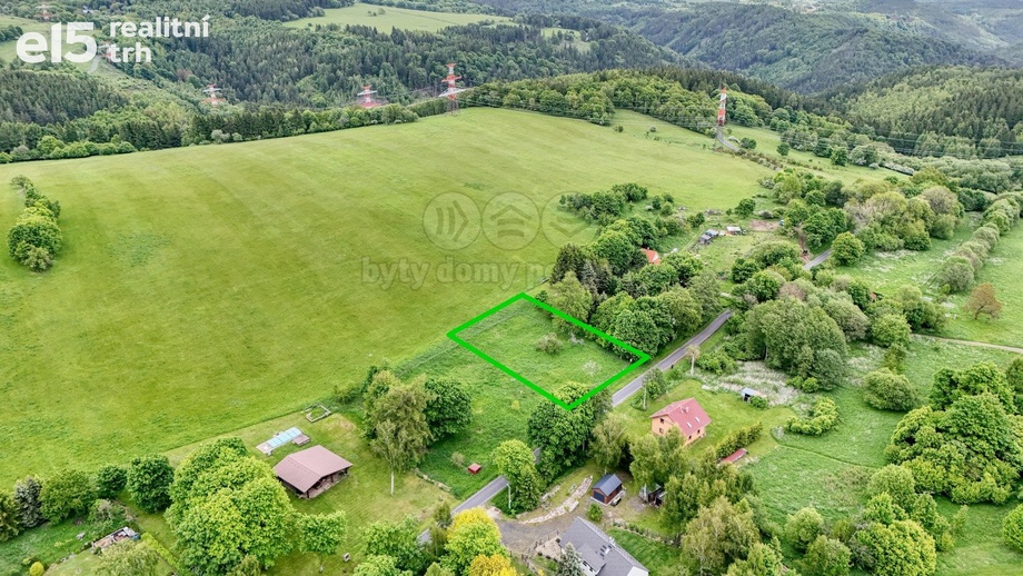 Prodej pozemky pro bydlení, 2 061 m² - Výsluní - Volyně
