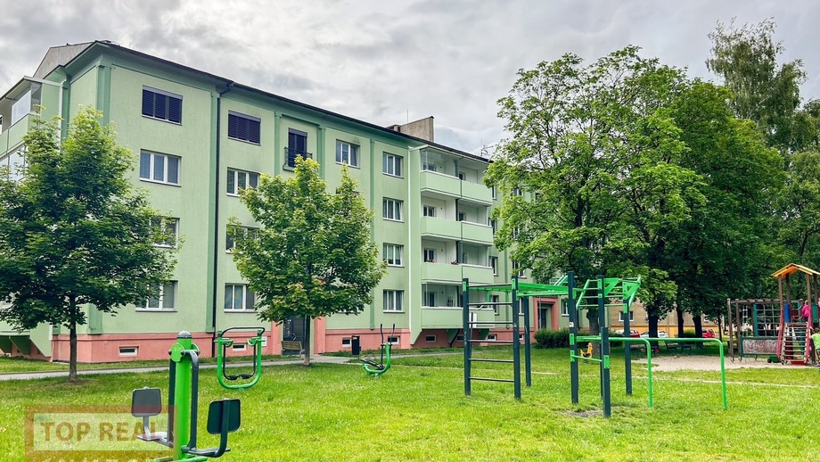 Pronájem byty 2+1, 56 m² - Hulín