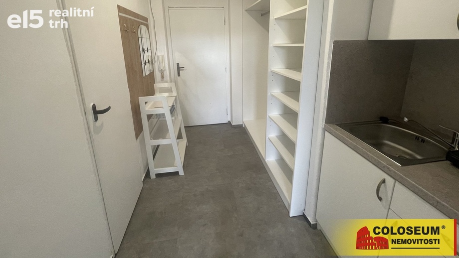 Pronájem byty 1+1, 25 m² - Kuřim
