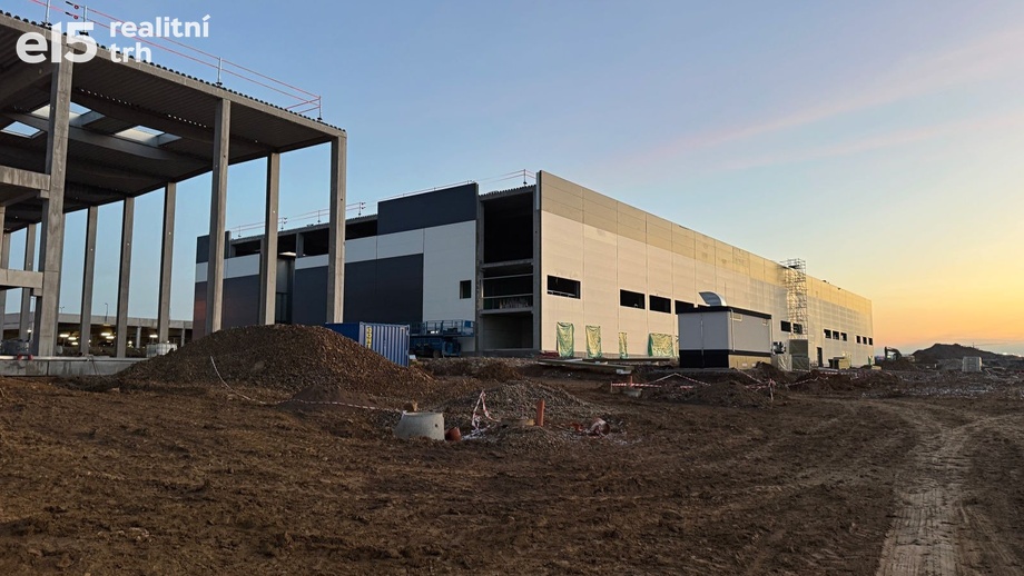 Pronájem sklady, 1 000 m² - Tuchoměřice
