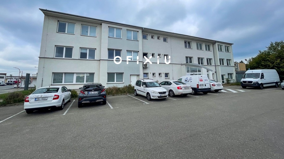 Pronájem kanceláře 344 m², Brno - Slatina