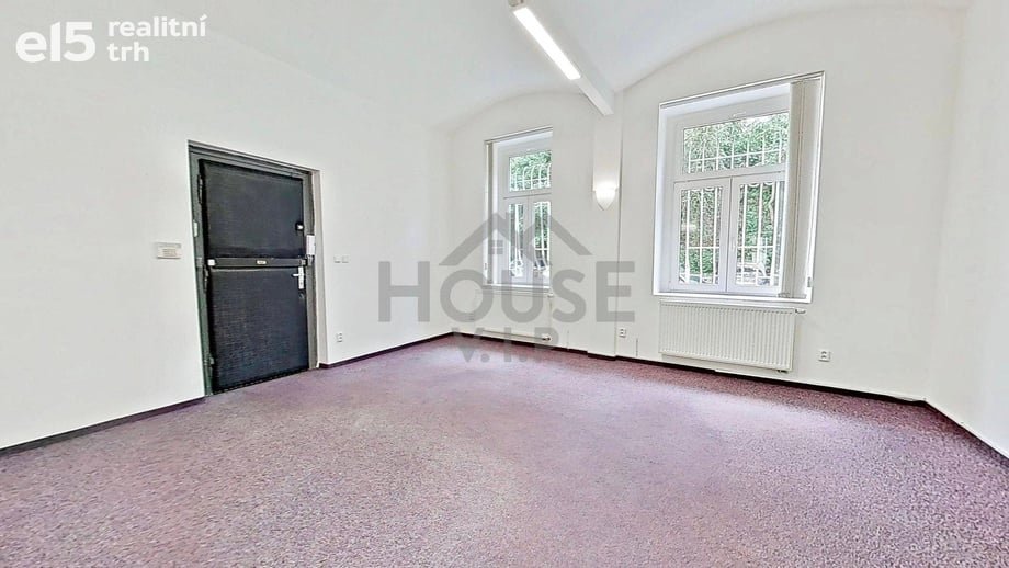 Pronájem kanceláře, 60 m² - Praha - Smíchov