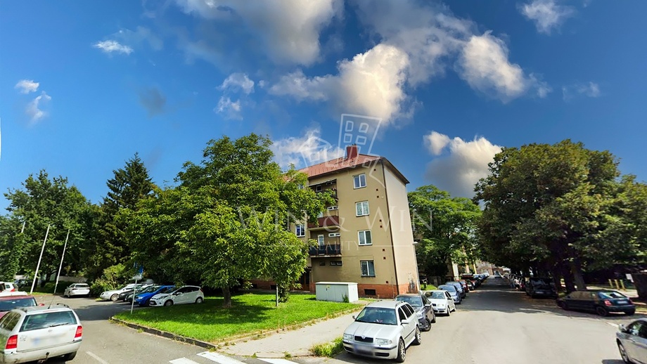 Pronájem byty 3+1, 75 m² - Kolín IV