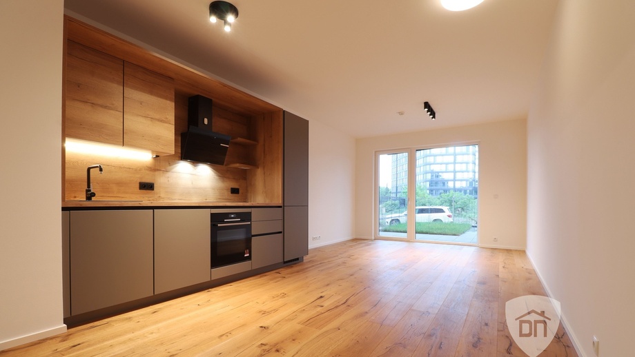 Pronájem byty 1+kk, 44 m² - Praha - Strašnice