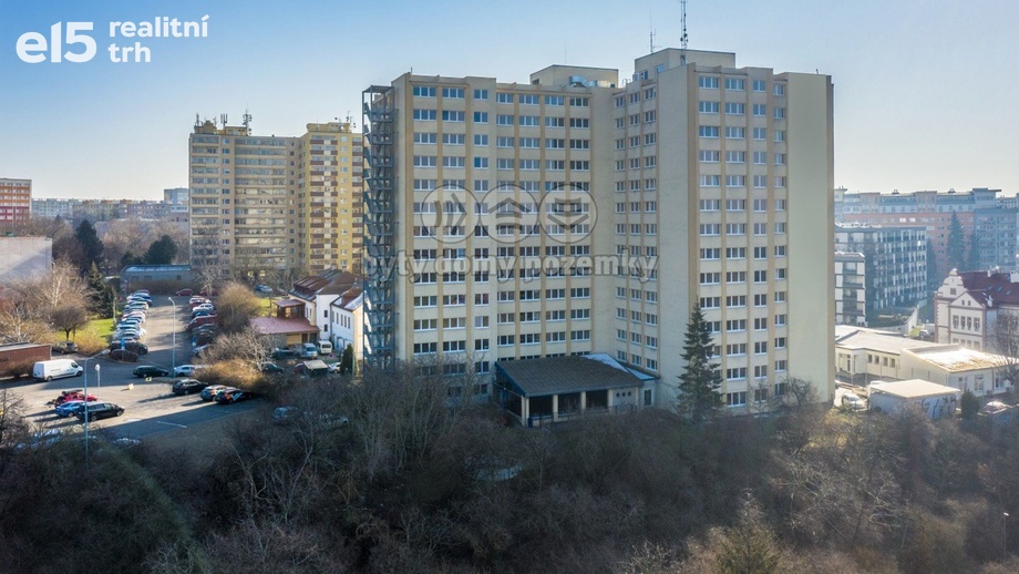 Pronájem byty 1+kk, 24 m² - Praha - Střížkov