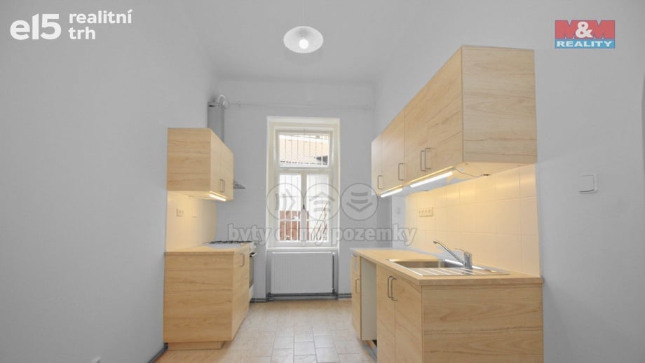 Pronájem bytu 3+1 89 m², Praha 3