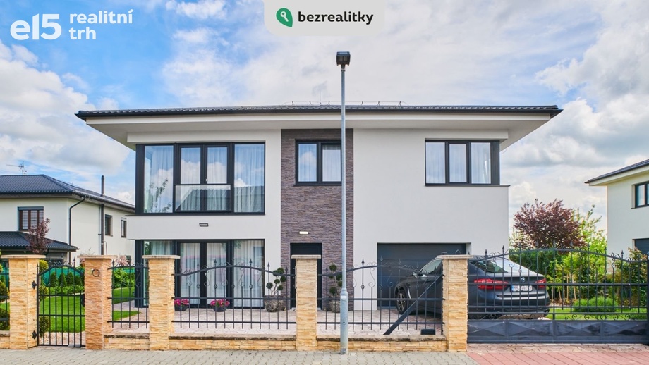 Prodej rodinné domy, 320 m² - Jesenice