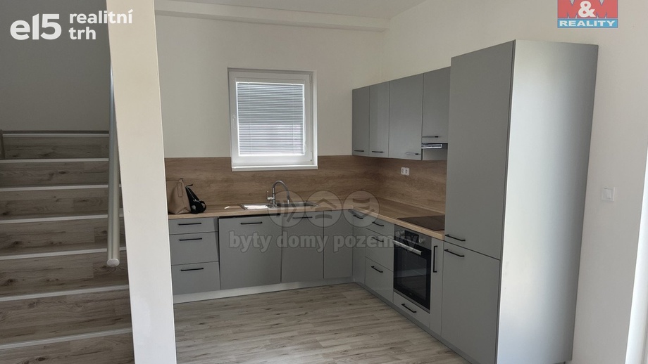 Pronájem byty 4+kk, 96 m² - Králův Dvůr - Křižatky