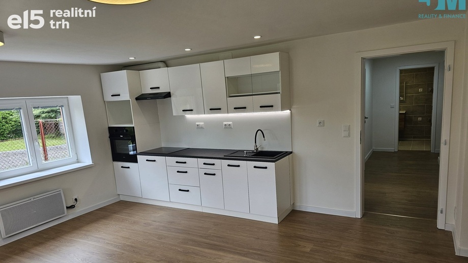 Pronájem byty 2+kk, 55 m² - Telč-Staré Město