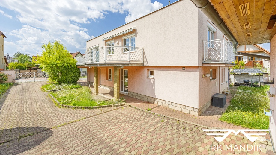 Prodej rodinné domy, 220 m² - Praha - Kbely