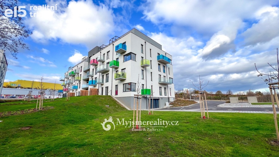 Pronájem byty 2+kk, 46 m² - Znojmo