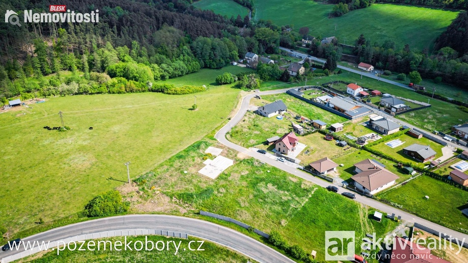 Prodej stavebního pozemku 1 147 m², Obory